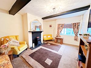 Living Room- click for photo gallery